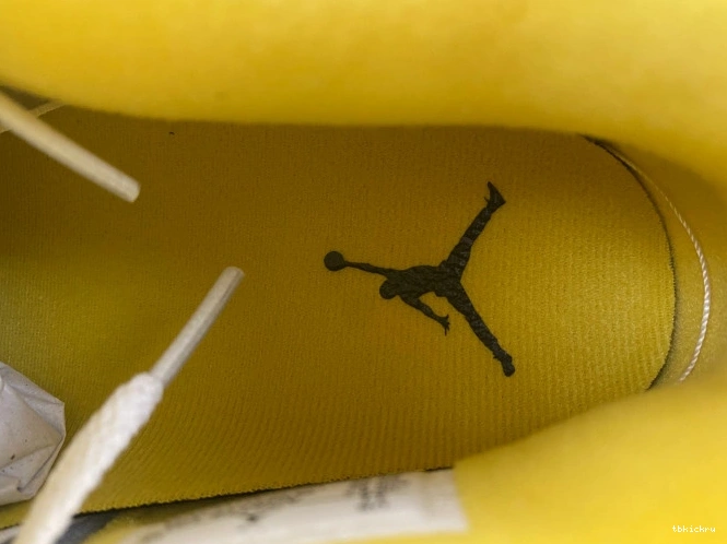 Reps TBK Vivid AQ9129-101 WNNS 4 Sulfur Jordan Air 0809